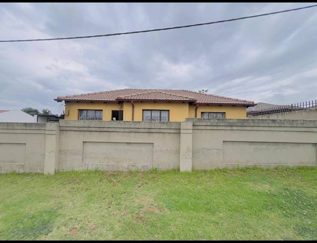 3 BEDROOM HOUSE FOR SALE IN RIVERLEA